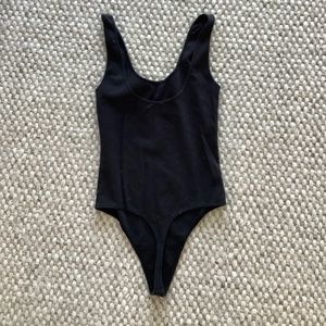 Wilfred free bodysuit like new condition sz S